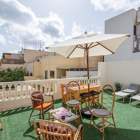 Close To Airport, Double Bedroom, Sofa-Bed, Private Bathroom For Adults And Children Aged 10 And Over Only Gudja Dış mekan fotoğraf
